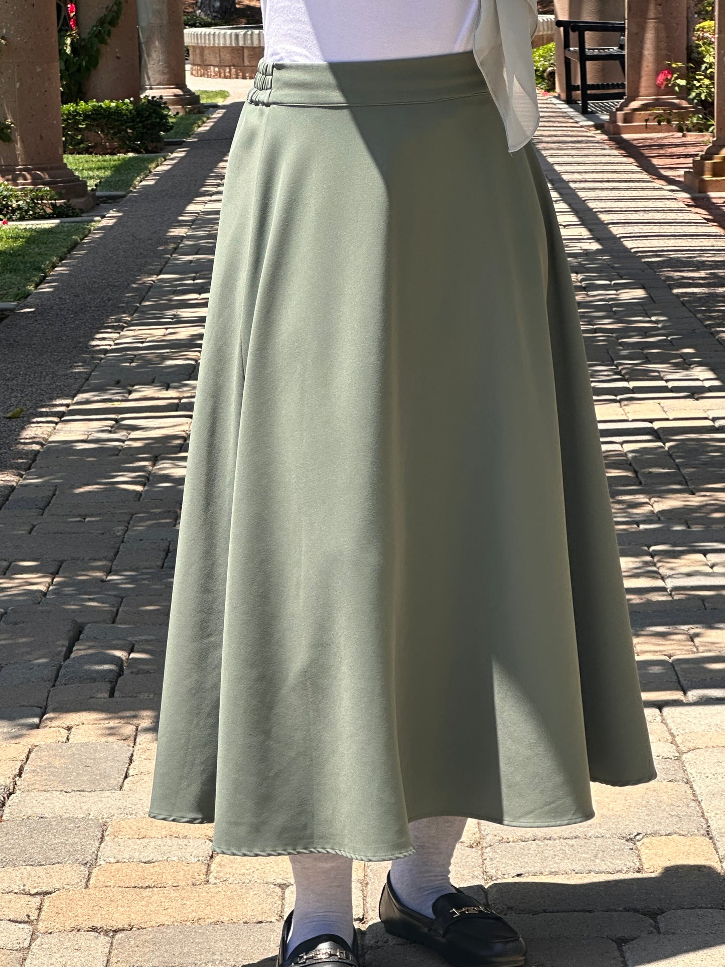 Plain Flowy Skirt